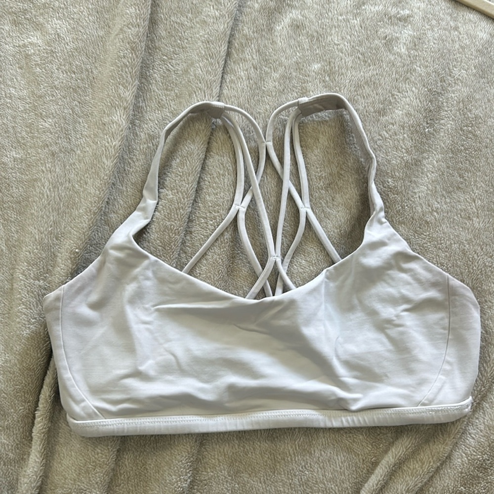 Free to be white lululemon bra